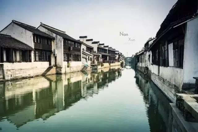 英语，10题为什么有两种形式，还有13题，求解析游戏画面